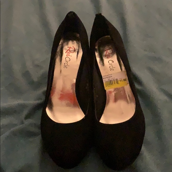 Red Circle Footwear Shoes - Black Casual Thin Wedges